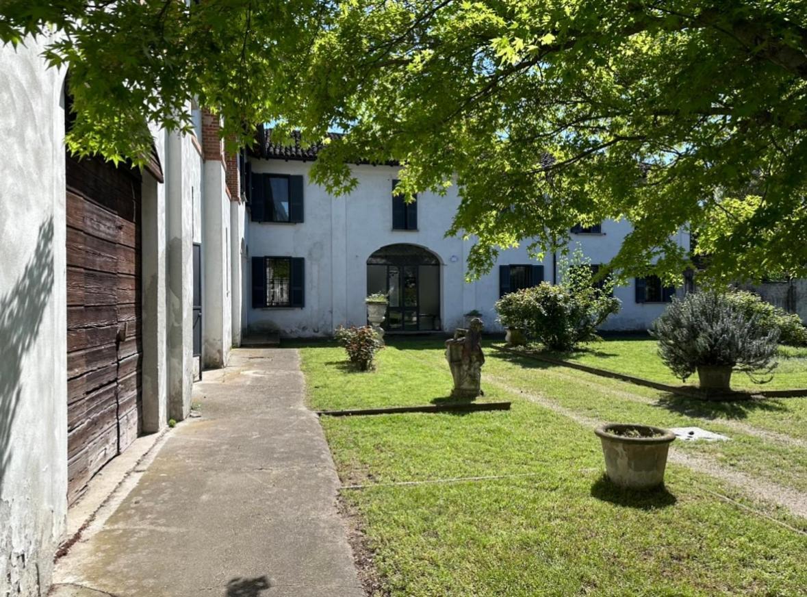 Affascinante Casale Brambilla Vicino Pavia Villa San Zenone al Po Exterior photo